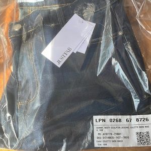 Brand New Booty Sculptor Jean Jegging Dark Wash